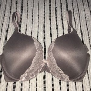 Victoria’s secret perfect shape bra size 32 DDD